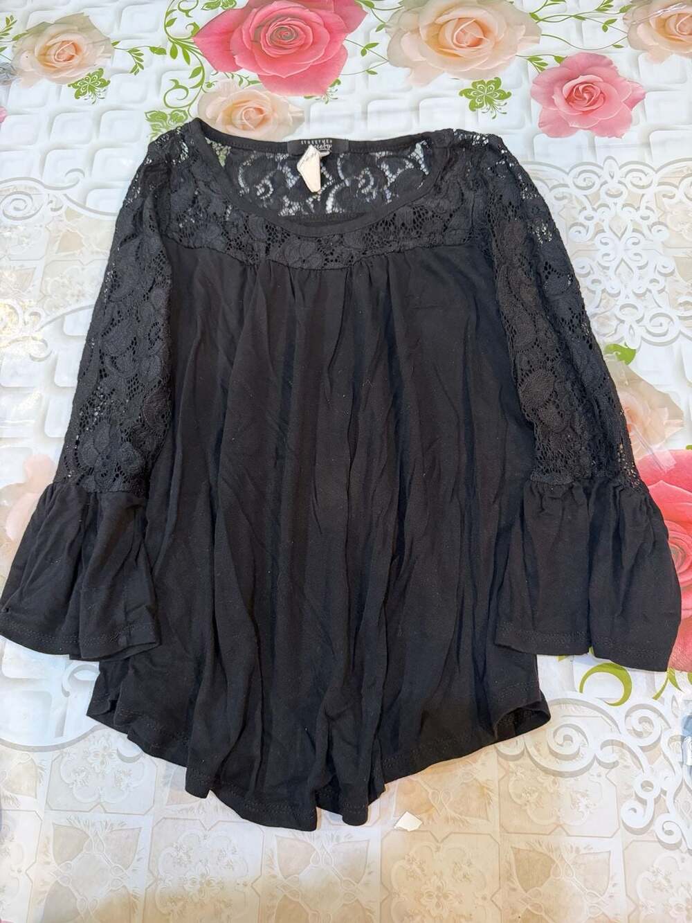 Streetwe Society Black Lace Embroidery Long Sleeve Blouse